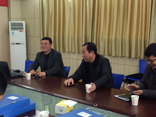 华锐实验小学被评为无锡市依法治校示范校