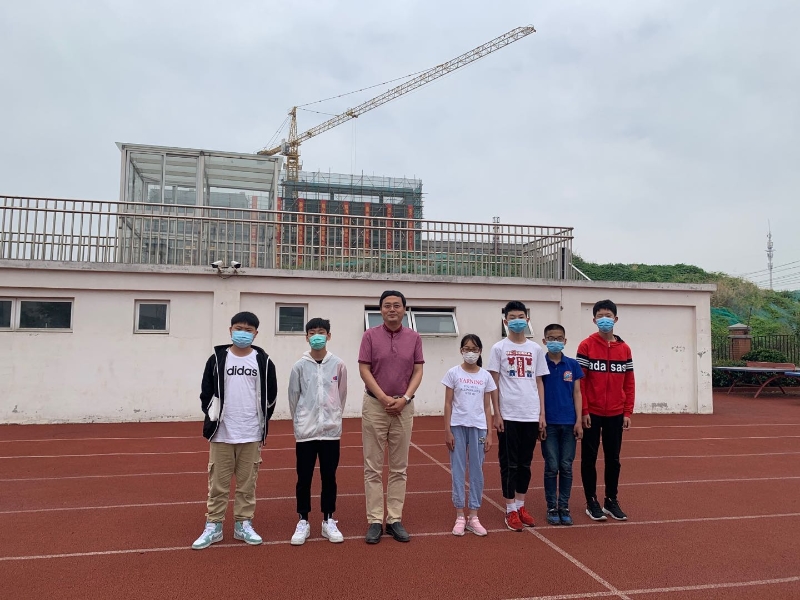 华锐实验学校初中部开展成长导师活动